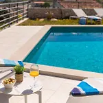Luxury Soleia Brac With Private Pool Škrip