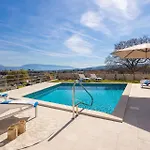 Luxury Soleia Brac With Private Pool Škrip