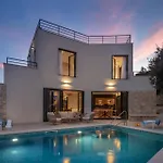 Luxury Soleia Brac With Private Pool ヴィラ Škrip