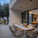 Luxury Soleia Brac With Private Pool ヴィラ