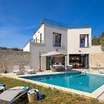 Luxury Soleia Brac With Private Pool