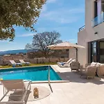 Luxury Soleia Brac With Private Pool ヴィラ Škrip