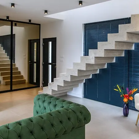 New Luxury Soleia - Private Pool, Brac * Skrip