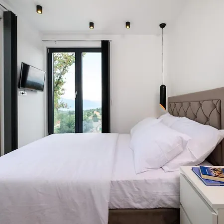 New Luxury Soleia - Private Pool, Brac Villa Skrip