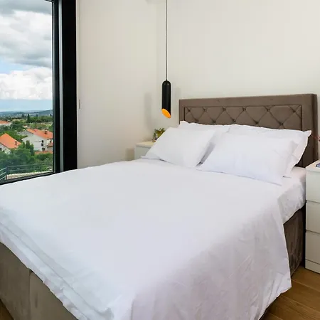 New Luxury Soleia - Private Pool, Brac *