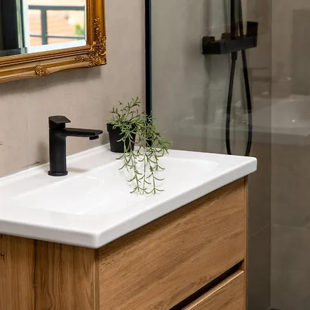 New Luxury Soleia - Private Pool, Brac