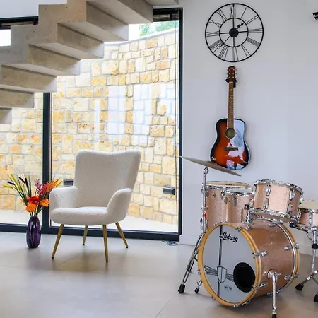 New Luxury Soleia - Private Pool, Brac Villa