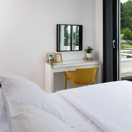 New Luxury Soleia - Private Pool, Brac Villa Skrip