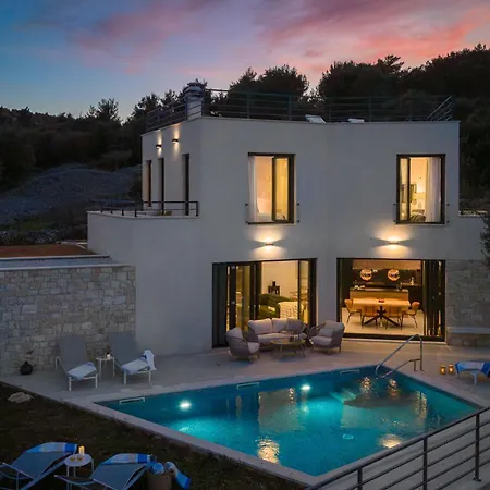 Vila Luxury Soleia Brac With Private Pool Škrip