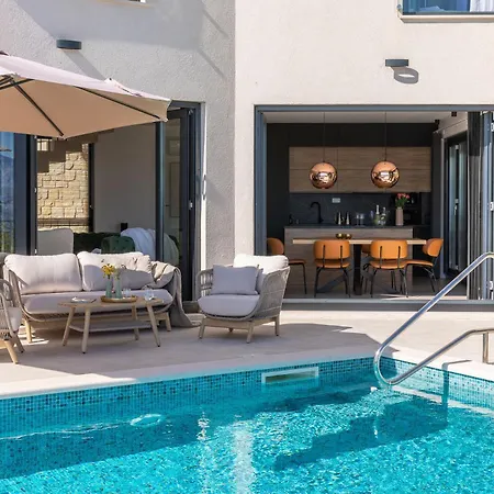 Vila Luxury Soleia Brac With Private Pool Škrip
